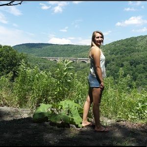 Meet your Posher, Lindsay